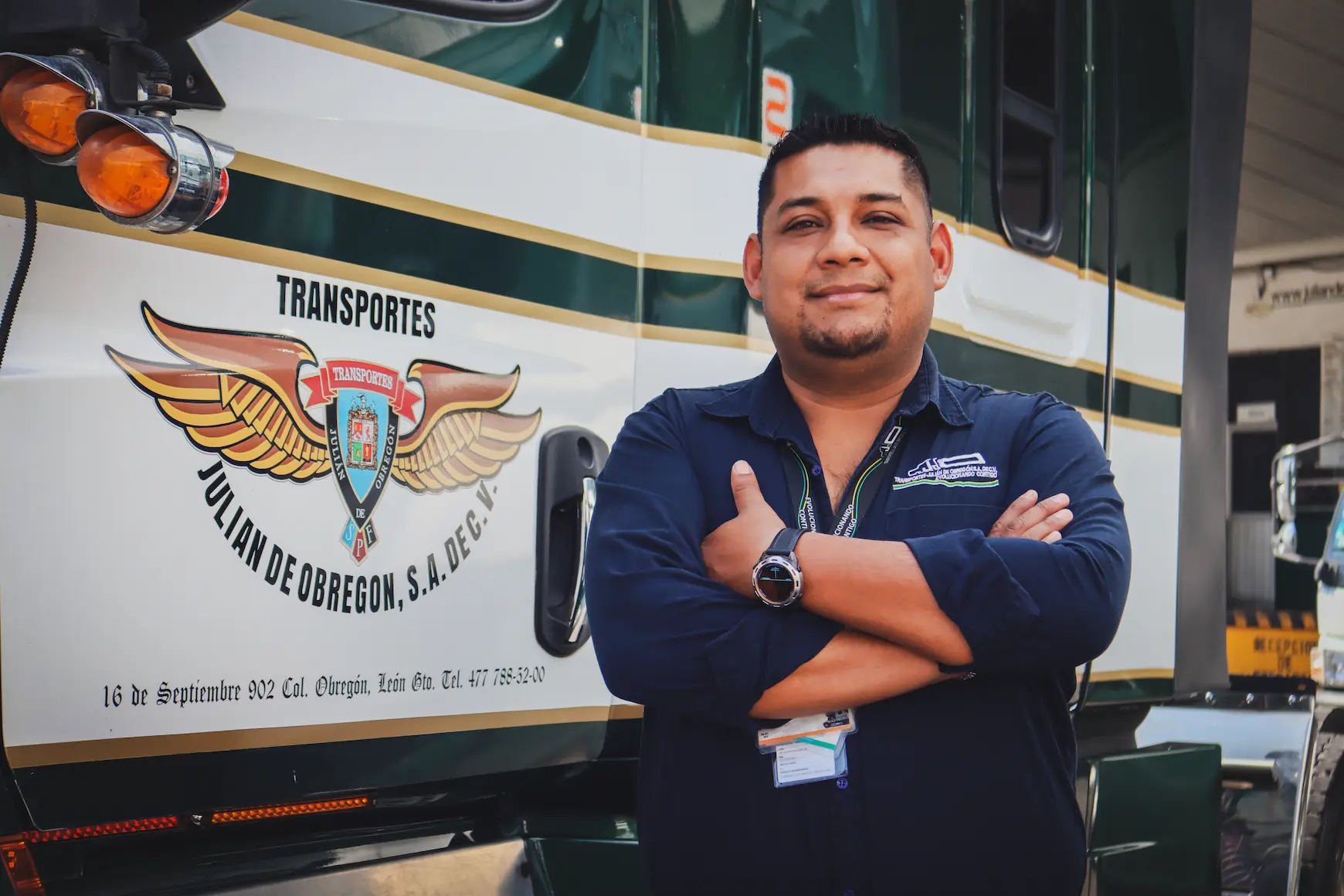 OPERADOR TRANSPORTES JULIÁN DE OBREGÓN