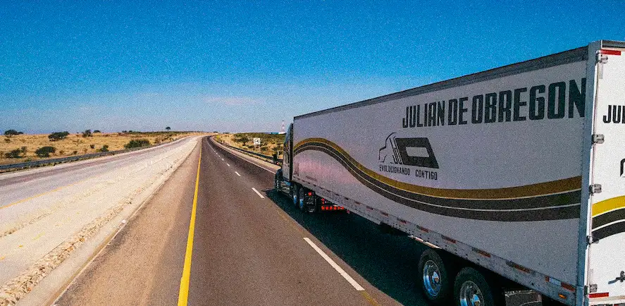Unidad - Trasportes Julián de Obregón