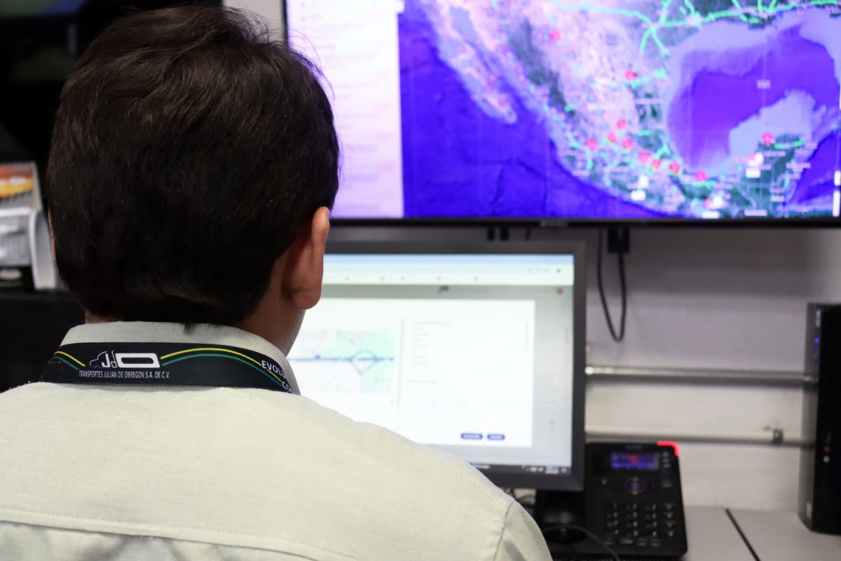 Monitoreo GPS - Transportes Julián de Obregón - Paquetería
